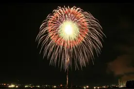 最美不过刹那间——日本花火大会落幕图片