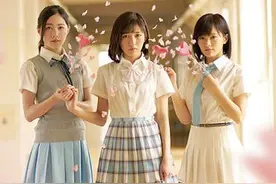 AKB48新专辑LOVE TRIP歌单封面图片