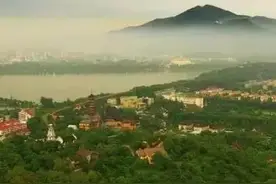城东进入4万+时代！南京富人为何选城东弃河西南？图片