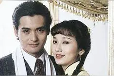 “东方不夜城”旧上海滩的舞女，霓虹灯下的迷失图片