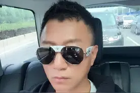孙红雷万年锅盖头换了 新发型是莫西干还是子弹头？图片