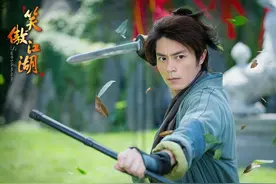 令狐冲终得风清扬，名师只是一段可遇而不可求的传奇图片