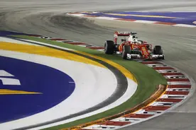 F1新加坡大奖赛－－罗斯伯格夺得杆位图片
