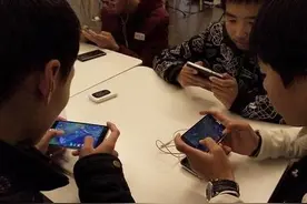 防止《王者荣耀》排位遇到小学生的方法图片