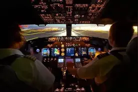 月薪超50万人民币，中国为何高薪招外籍飞行员？图片