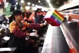 收快递不仅仅只是签字那么简单哦，你还应该注意这些！图片
