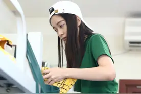学妹高调爆照，学姐又心塞了图片