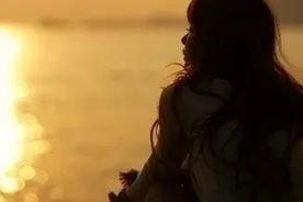 泪是自己的，却是为别人流着图片