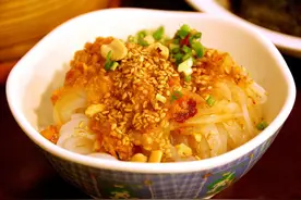 益阳风味小吃---郭老倌刮凉粉图片