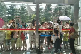 通知：佛山科学馆今日参观人数已满图片