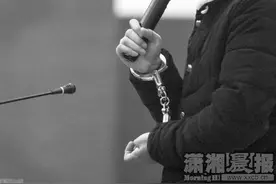 长沙娱乐城藏吸毒“嗨包” 配小姐和“嗨妹”造气氛图片