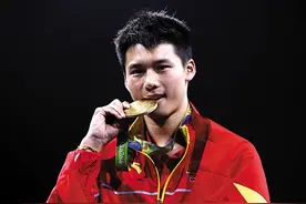 陈艾森，“跳水之王”曾怕水图片