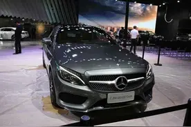 2016成都车展探馆 奔驰C200 4MATIC轿跑图片