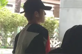 [EXO][新闻]160901 短暂的夏威夷之旅结束了！EXO集体踏上回国之路图片