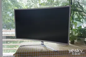 曲屏最大魅力所在 HYINGDA V32显示器评测图片