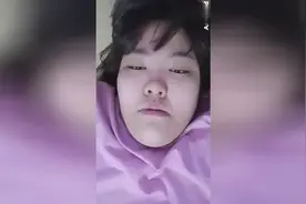 告诉你人为什么就不能躺着吃东西？