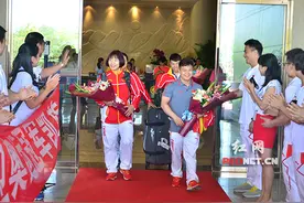 龙清泉向艳梅回湘 休息一个月后备战全运会图片