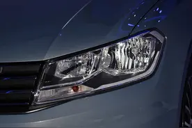 外观更稳重 桑塔纳.尚纳静评图片