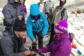 陈亦飞5600米海拔求婚谭维维成功，恋爱过程揭秘！图片