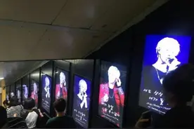 [GOT7][分享]160902 地铁站里满满的惊喜 给Mark的特别生日应援图片