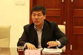 “回到人生理想起步之地” 罗强提名为成都市市长候选人图片