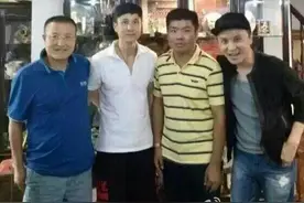 祁宏出狱照片曝光：身形消瘦苍白精神状态尚可图片