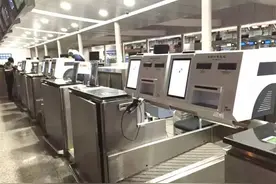 提醒浦东机场正逐步开放自助托运行李！图片