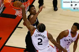 NBA五佳球：字母帽翻小卡 却遭隔扣报复图片
