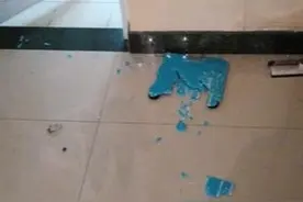 称体重的电子称竟会莫名其妙爆裂图片