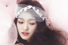 少女心 | 不是网红脸的星女郎林允竟然也花痴权志龙...图片