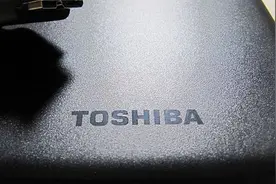 TOSHIBA 东芝 新黑甲虫 移动硬盘图片