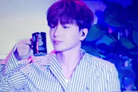 [Super Junior][新闻]160904 利特欧巴实力宠饭 混迹饭圈翻牌预览图片