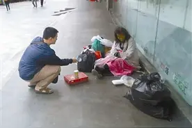 22日深圳共救助30余名流浪汉 6人愿意到救助站避寒图片