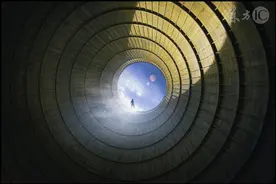 小说：全球冰冻，开局觉醒空间瞬移图片