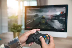 小说：全民穿越求生游戏世界，他用贡献点复活八万人，成华夏英雄图片