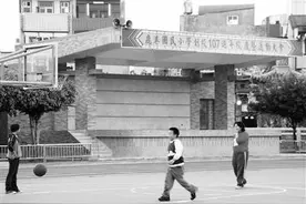台湾开学日 麻烦一箩筐图片