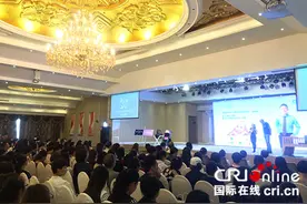 “育儿男神”崔玉涛喜降成都 现场亲授育儿知识图片