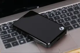 点赞 测可远程操作的iBIG无线移动硬盘图片