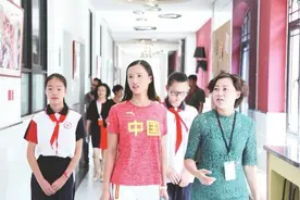 徐莉佳：跑帆船环游世界 新学期寄语专注爱好图片