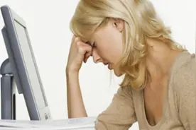 爱抖腿是因为肾虚？不要吓自己！图片