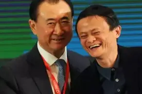 王健林、马云齐上阵抢头条，国师张艺谋又用好内容，美哭一群人图片