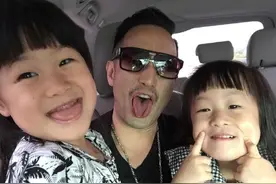 唐志中两个女儿一个儿子都长一个样，某些角度撞脸岳云鹏？图片