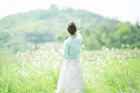 你是我的玫瑰，你是我的花图片