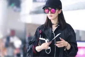 娱乐圈众女星机场私服秀，范冰冰杨幂蒋欣林志玲谁最抢眼？图片