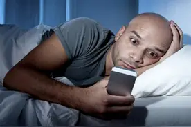 老公经常偷偷背着我做这样的事情，被我发现后说是为了感情图片