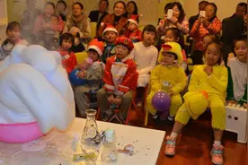10块钱，做一个神奇的泡沫——瞬间膨胀80倍！超萌！图片