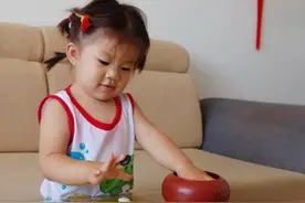 不就理了个发，居然就变样了 不过宝宝很开心图片