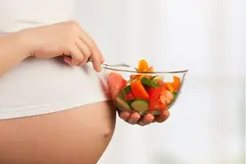 不洁生菜色拉竟引发新生儿脑膜炎，孩子差点夭折！图片