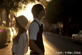 如果我们分手了，请不要再回过头来找我！各自过好自己的生活图片