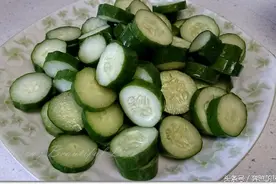 快速食谱，酱腌脆瓜做法图片